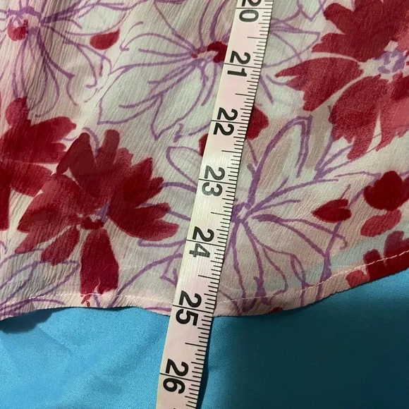 Loro Piana silk poppy button down blouse. Size 48 IT (12 US) - Picture 5 of 8